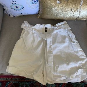 NWOT, Never Worn! White Jean Paperbag Belted Shorts